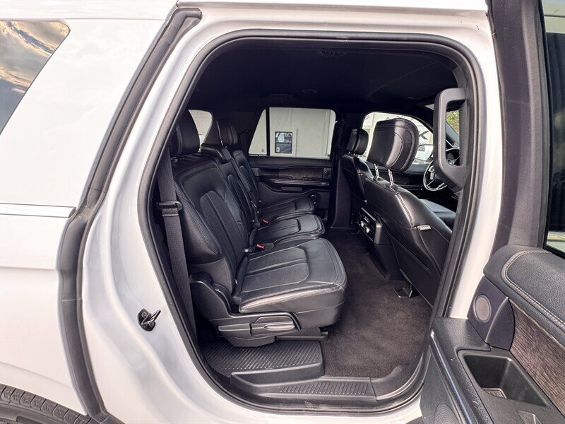 Used 2020 Ford Expedition Max Limited AWD/4WD image 33