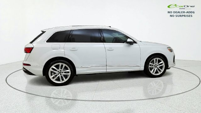 Used 2025 Audi Q7 3.0T Premium Plus w/ Premium Plus Package AWD/4WD image 9
