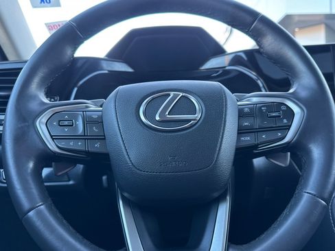 Used 2022 Lexus NX 250 FWD w/ Premium Package image 19
