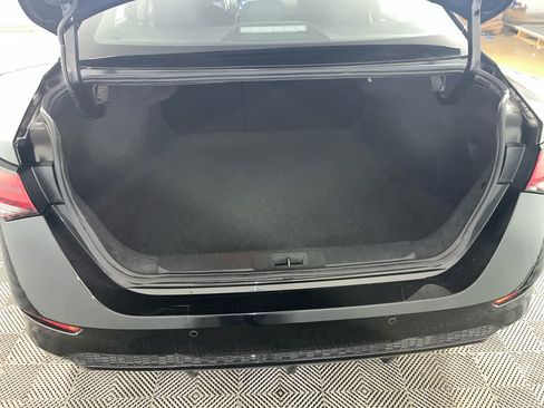 Used 2024 Nissan Sentra SV image 27