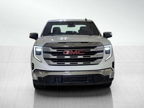 Used 2024 GMC Sierra 1500 SLE RWD image 2