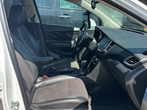 Used 2019 Buick Encore Preferred FWD image 7