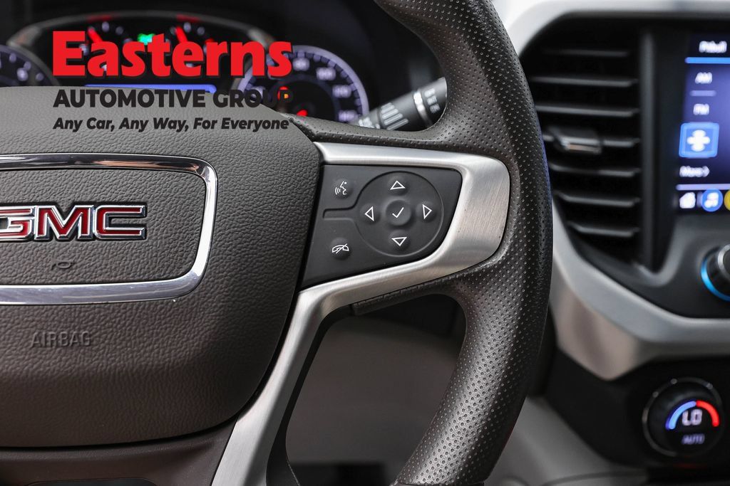 Used 2022 GMC Acadia SLE AWD/4WD image 18