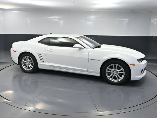 Used 2014 Chevrolet Camaro LS RWD image 3