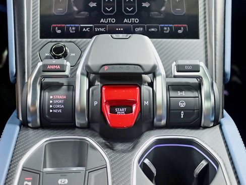 Used 2024 Lamborghini Urus S image 28