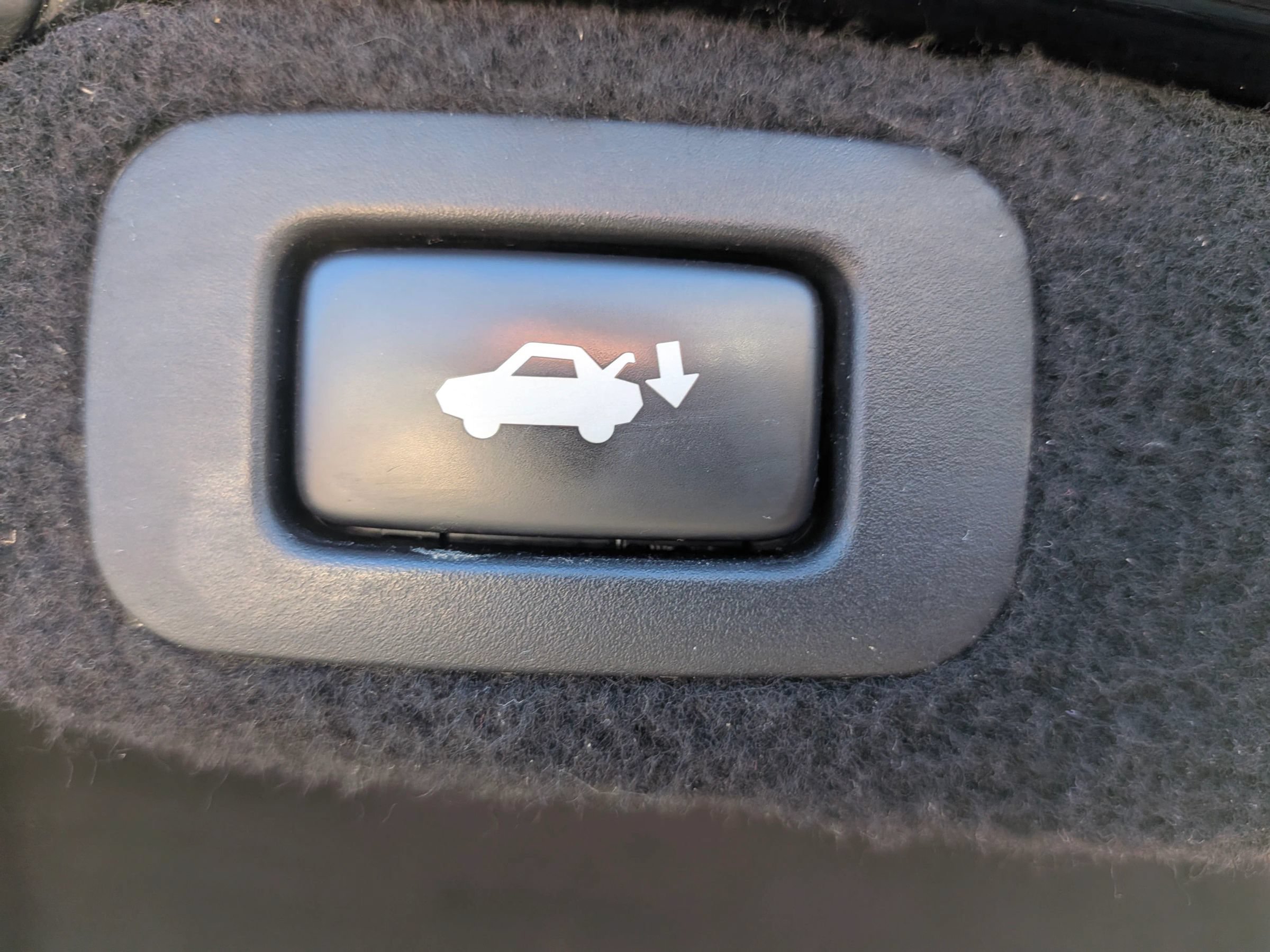 Used 2012 Lexus LS 460 AWD w/ Comfort Pkg image 37
