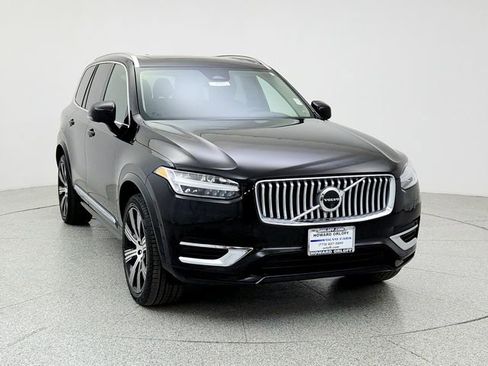 Certified 2024 Volvo XC90 T8 Plus image 2