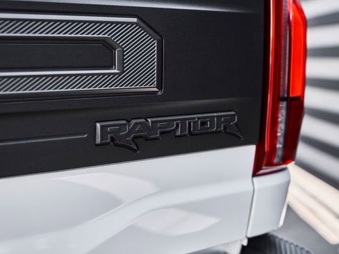 Used 2025 Ford F150 Raptor AWD/4WD image 13