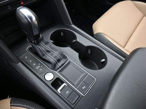 Used 2021 Volkswagen Atlas Cross Sport SE w/ Panoramic Sunroof Package image 29