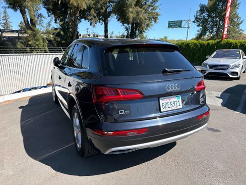 Used 2018 Audi Q5 2.0T Premium Plus w/ Premium Plus Package AWD/4WD image 5