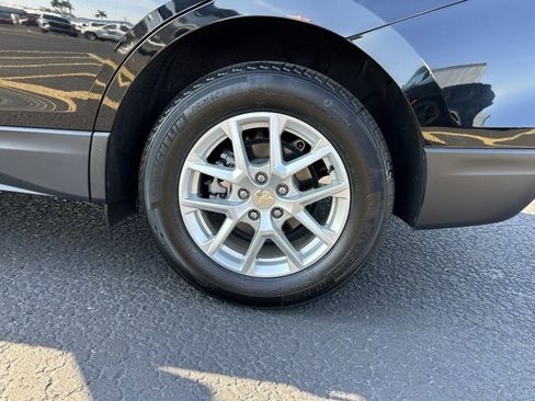 Certified 2024 Chevrolet Equinox LT image 10