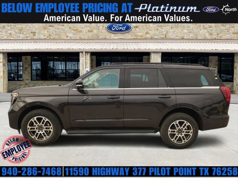 New 2026 Ford Expedition Active RWD image 3
