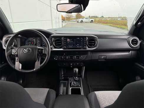 Certified 2020 Toyota Tacoma TRD Sport image 12