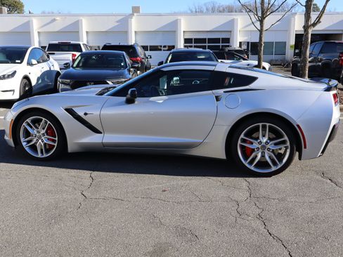 Used 2015 Chevrolet Corvette Stingray Coupe w/ 2LT Preferred Equipment Group image 7