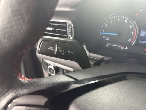 Used 2023 Ford Explorer ST-Line AWD/4WD image 16