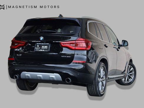 Used 2019 BMW X3 xDrive30i w/ Premium Package AWD/4WD image 9