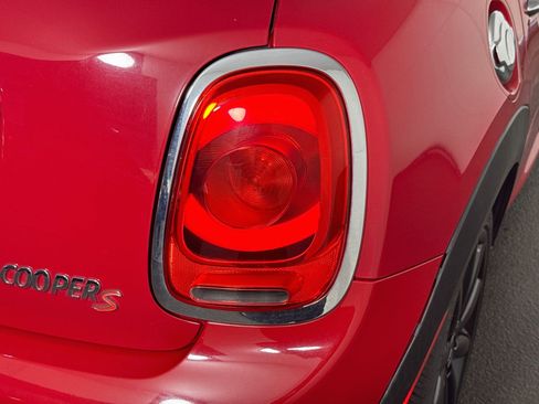 Used 2018 MINI Cooper S FWD image 34