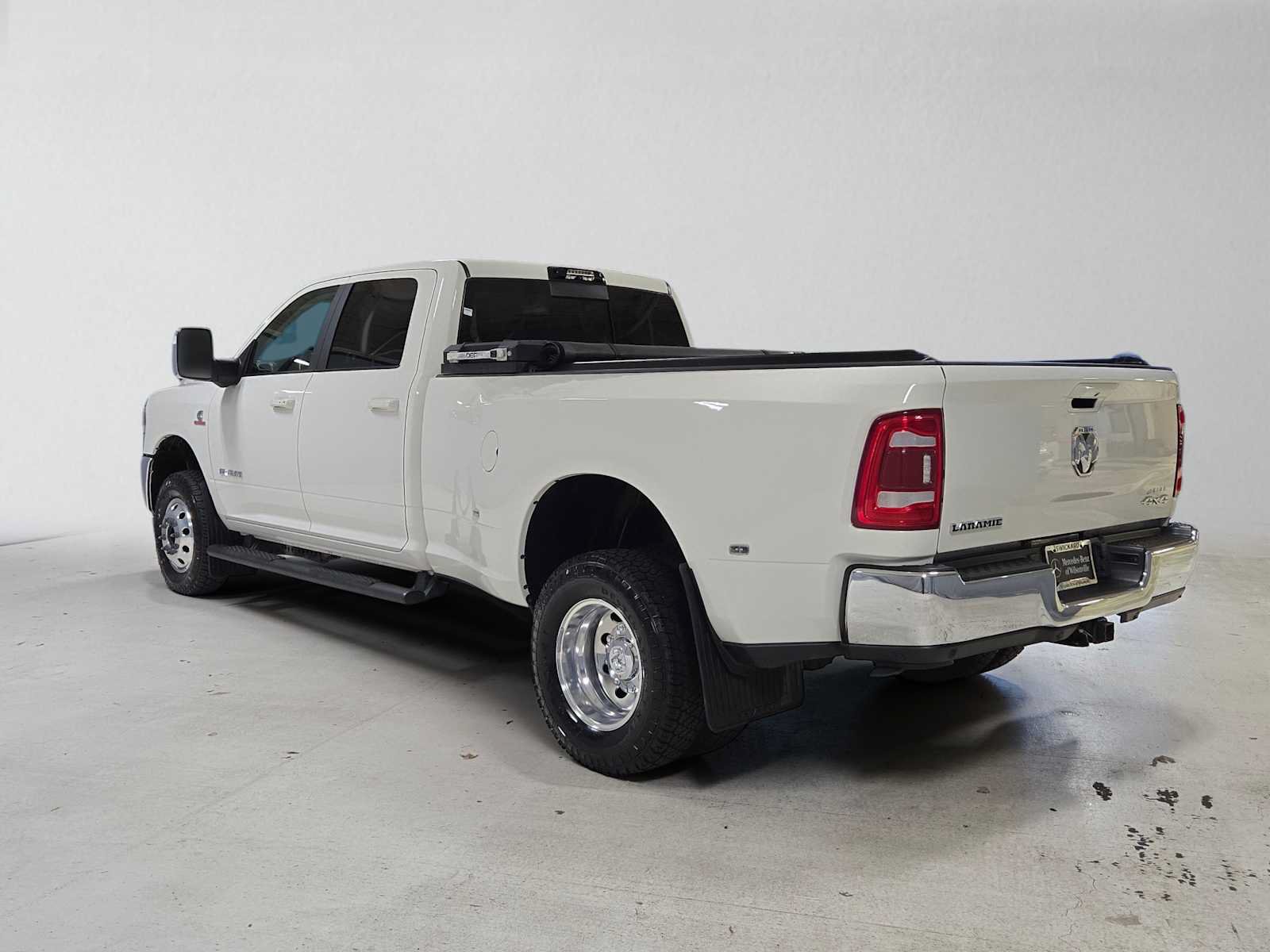 Used 2024 RAM 3500 Laramie w/ Towing Technology Group AWD/4WD image 5