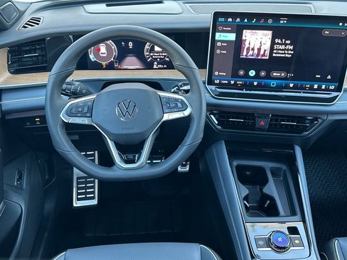 New 2026 Volkswagen Tiguan SEL R-Line AWD/4WD image 12