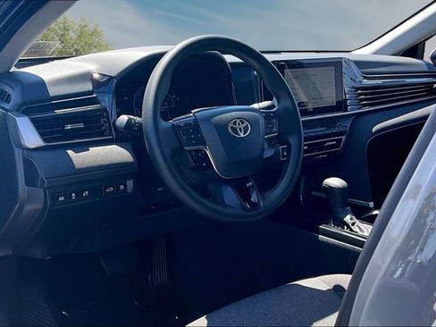 Used 2025 Toyota Camry LE FWD image 17