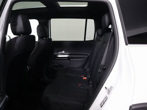 New 2026 Mercedes-Benz GLB 250 image 6