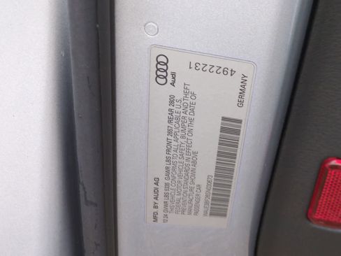 Used 2025 Audi A6 Premium Plus image 37