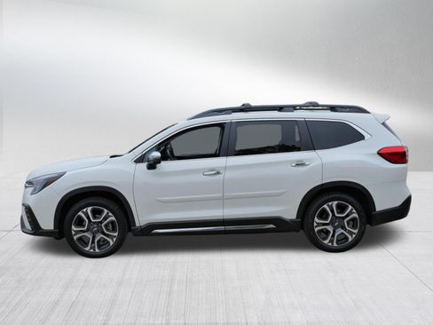 Used 2023 Subaru Ascent Touring AWD/4WD image 4