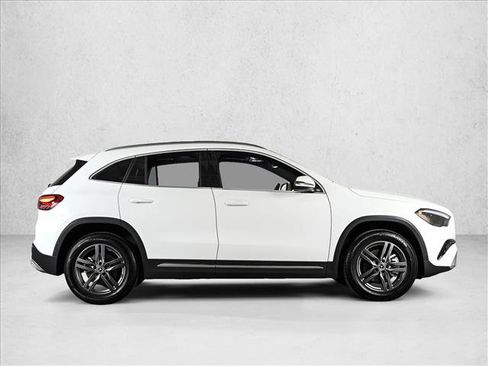 Certified 2026 Mercedes-Benz GLA 250 4MATIC image 4