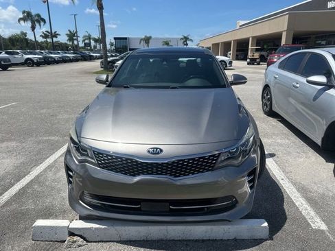 Used 2017 Kia Optima SX FWD image 2