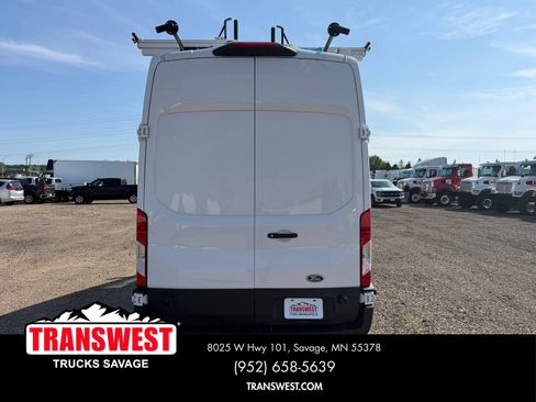 Used 2024 Ford Transit 250 148 High Roof AWD image 4