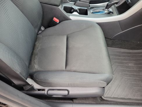 Used 2015 Honda Accord LX image 18