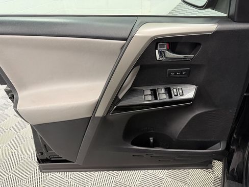 Used 2018 Toyota RAV4 Limited w/ All Weather Liner Package AWD/4WD image 9