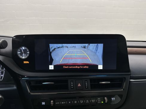 Used 2025 Lexus ES 350 w/ Premium Package image 25