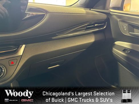 Certified 2025 Buick Envista Preferred image 23