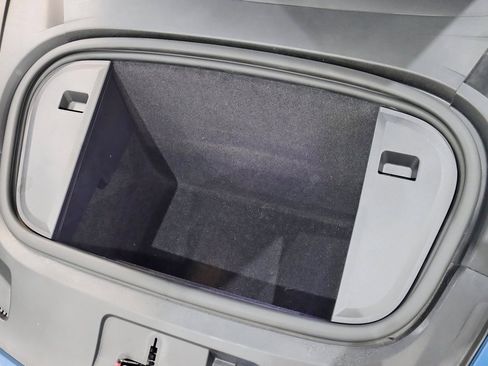 Used 2021 Porsche Taycan 4S image 41