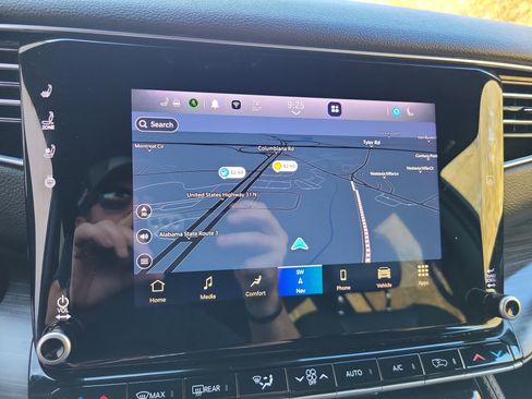 Used 2024 Jeep Wagoneer L Series II image 23