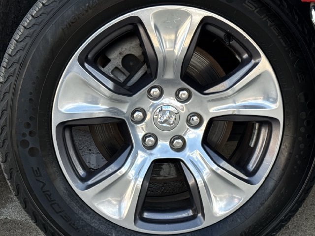 Used 2024 RAM 1500 Laramie AWD/4WD image 10
