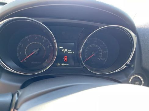 Used 2026 Mitsubishi Outlander Sport SE AWD/4WD image 2
