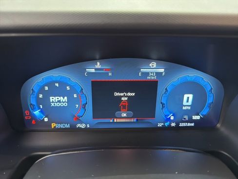 Used 2025 Ford Bronco Badlands image 14