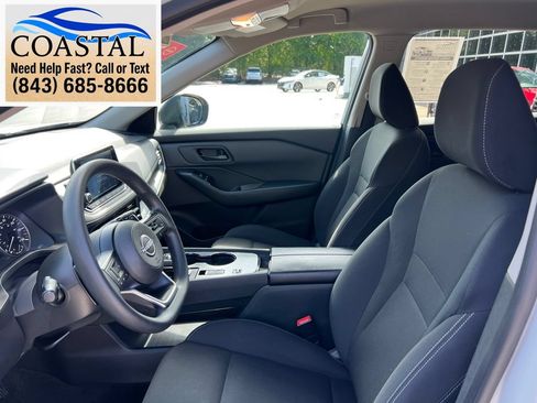 Certified 2024 Nissan Rogue S FWD image 9