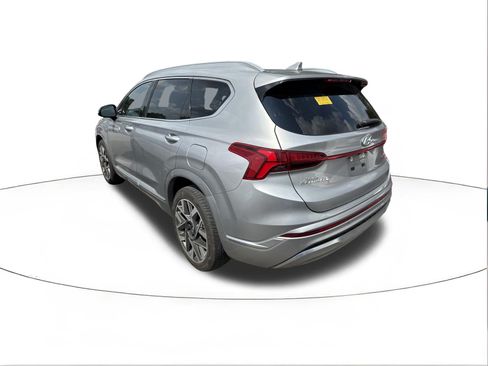 Used 2022 Hyundai Santa Fe Calligraphy FWD image 3