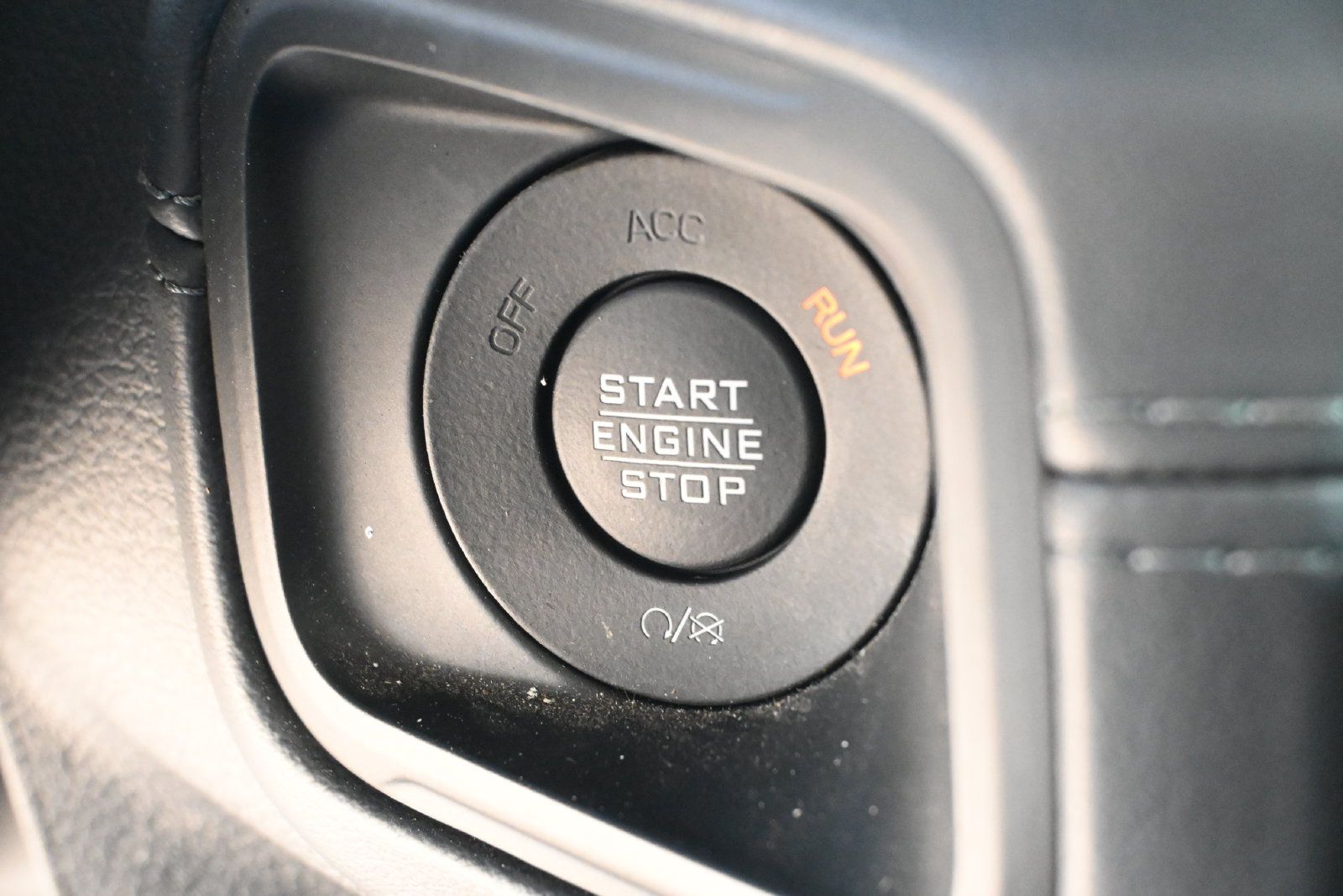 Used 2026 Jeep Gladiator Sport AWD/4WD image 18