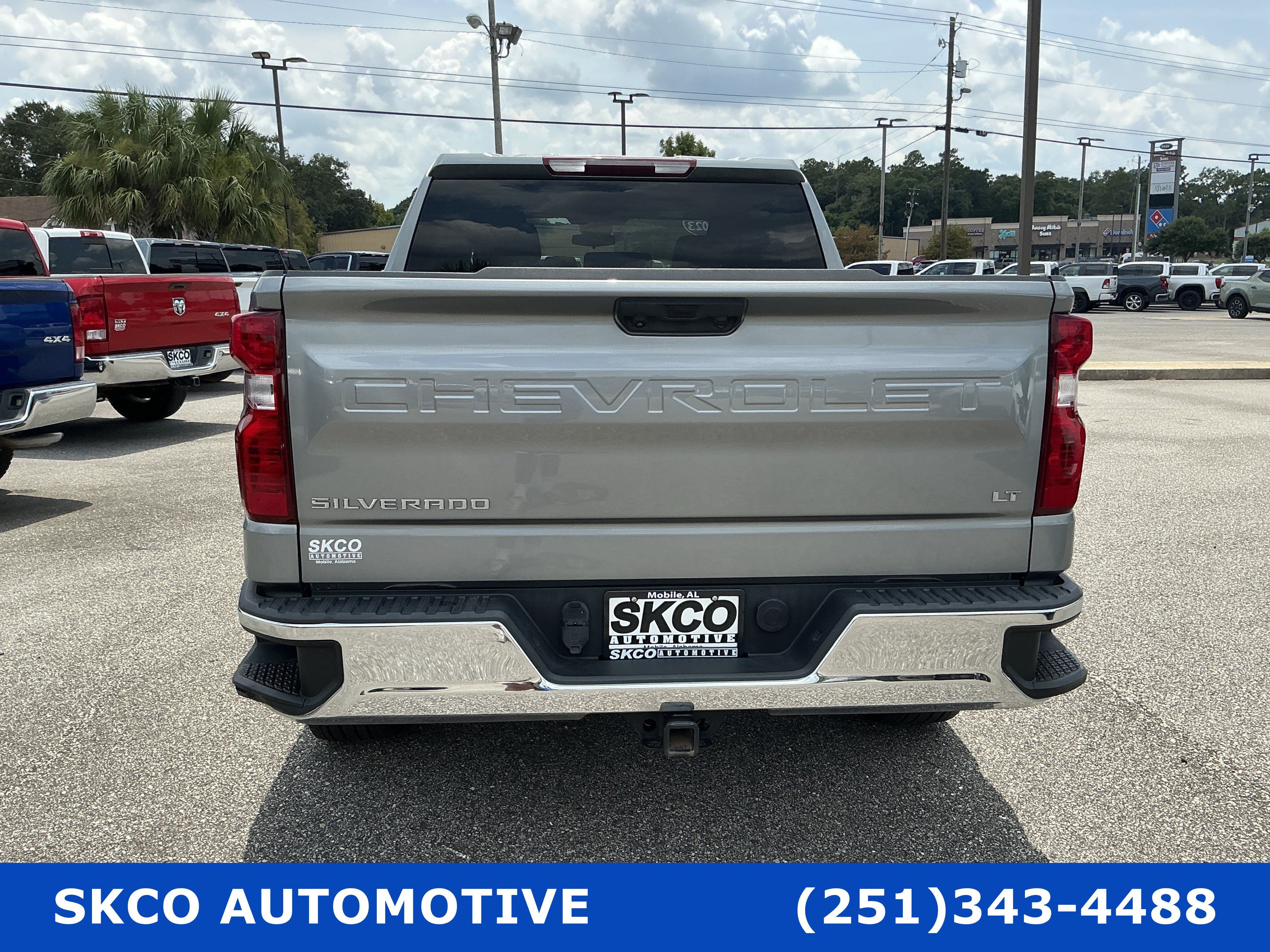 Used 2023 Chevrolet Silverado 1500 LT RWD image 4