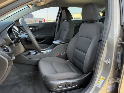 Used 2024 Chevrolet Malibu LT FWD image 26