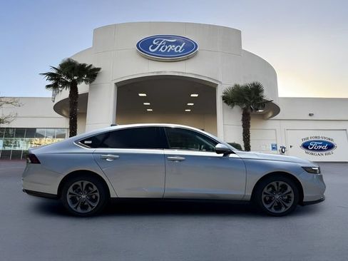 Used 2024 Honda Accord EX image 5