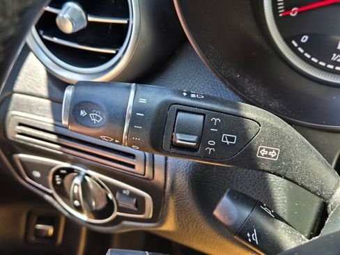 Used 2016 Mercedes-Benz GLC 300 image 12