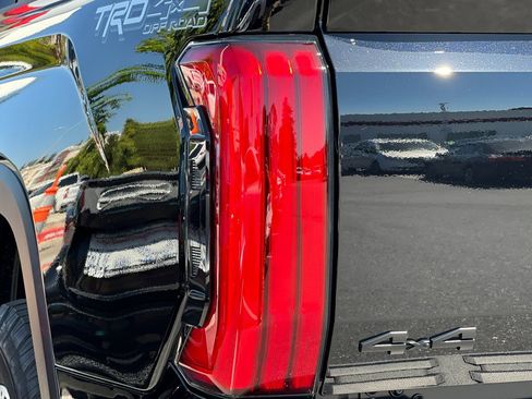 New 2026 Toyota Tundra SR5 AWD/4WD image 31