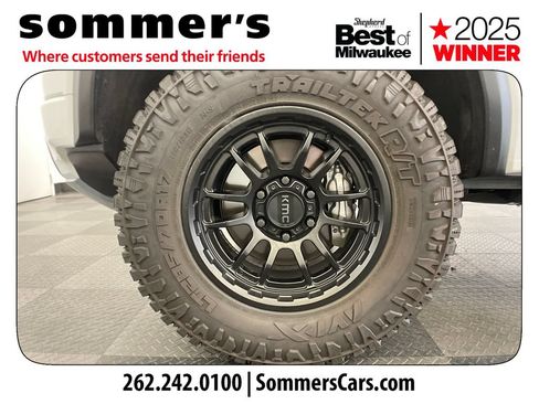 Used 2024 GMC Canyon AT4 w/ AT4 Premium Package AWD/4WD image 24