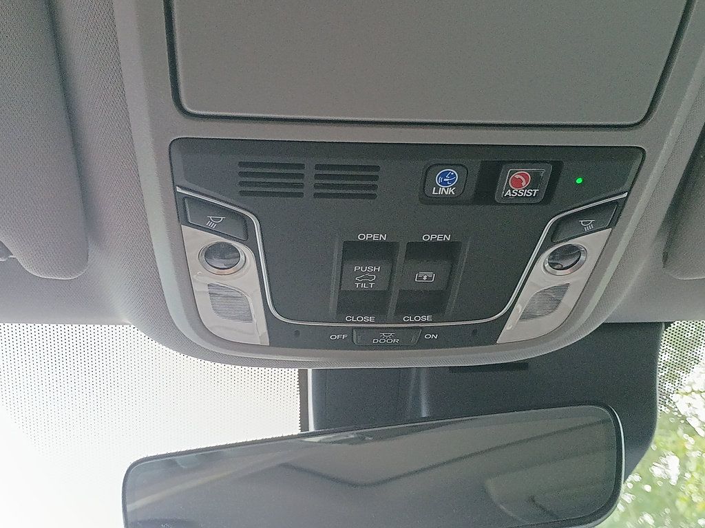 Used 2021 Honda Pilot Elite image 29