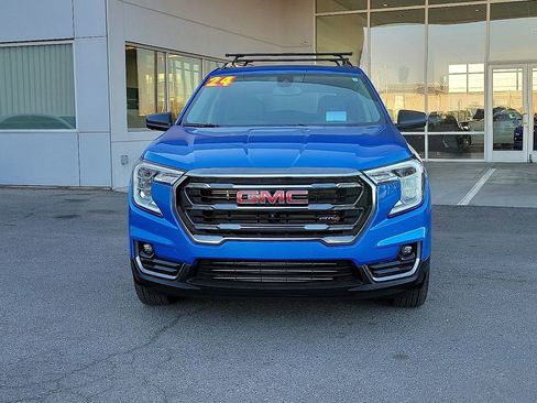 Used 2024 GMC Terrain AT4 w/ LPO, 'HIT The Road' Package image 3